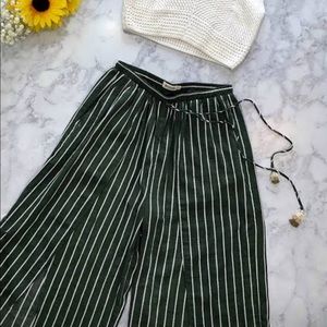 Essue Striped Beach Capri Pants w Tassel | Green
